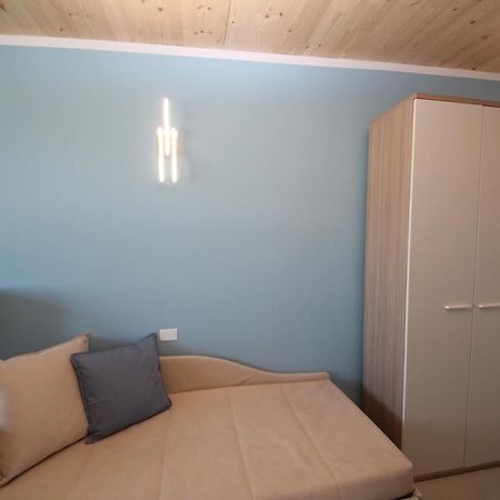 Ohana Holiday Rooms โรโซลีนามาเร ภายนอก รูปภาพ